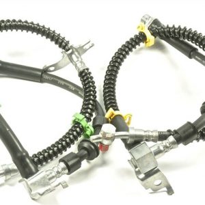 LAND ROVER DISCOVERY 3 2004-09 PAIR FRONT FLEXI BRAKE HOSES - LR058048/LR058049