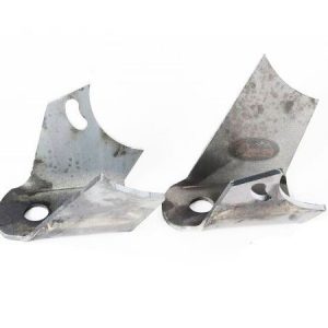 Land Rover Discovery 1 - Rear Radius Arm Axle Shock Absorber Brackets - DA4515x2